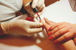 Centro Estetico Freedom Padova: manicure e pedicure. Trattamenti estetici mani e piedi. Estetista a Padova